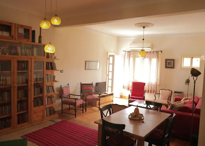 Artistic Apartment With A Terrace In Downtown